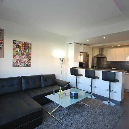 Le Colony 1 Cannes